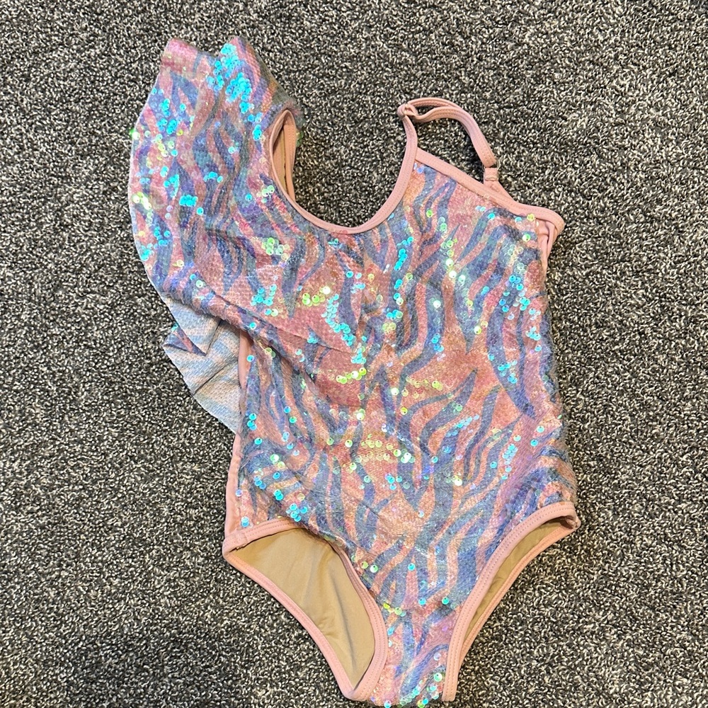 Girls Shade critters 4T sequin swimsuit. Kept In excellent condition.